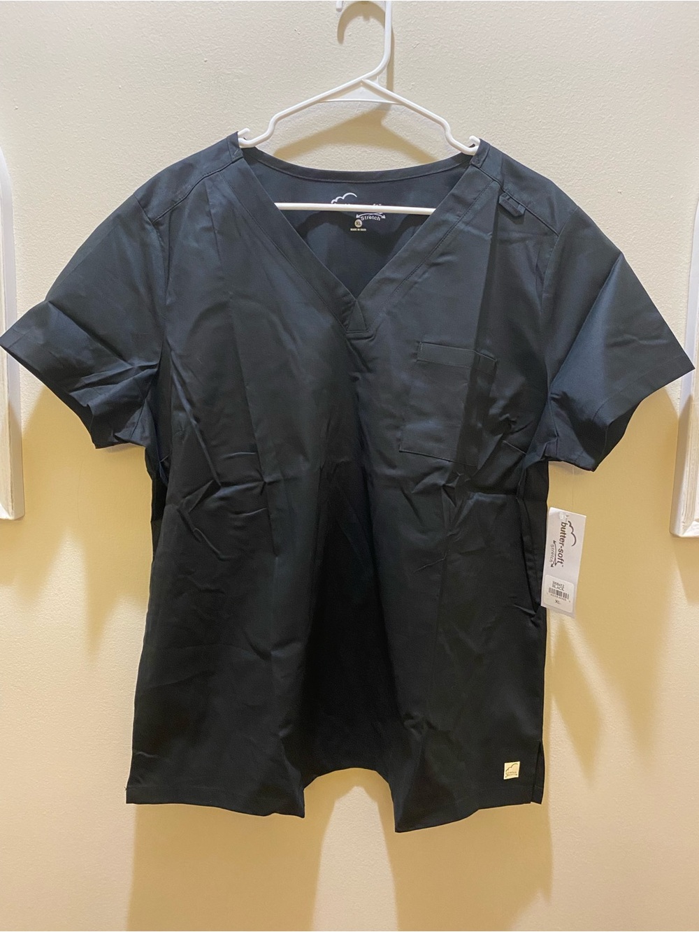Butter Black V-Neck Short Sleeve Scrub Top